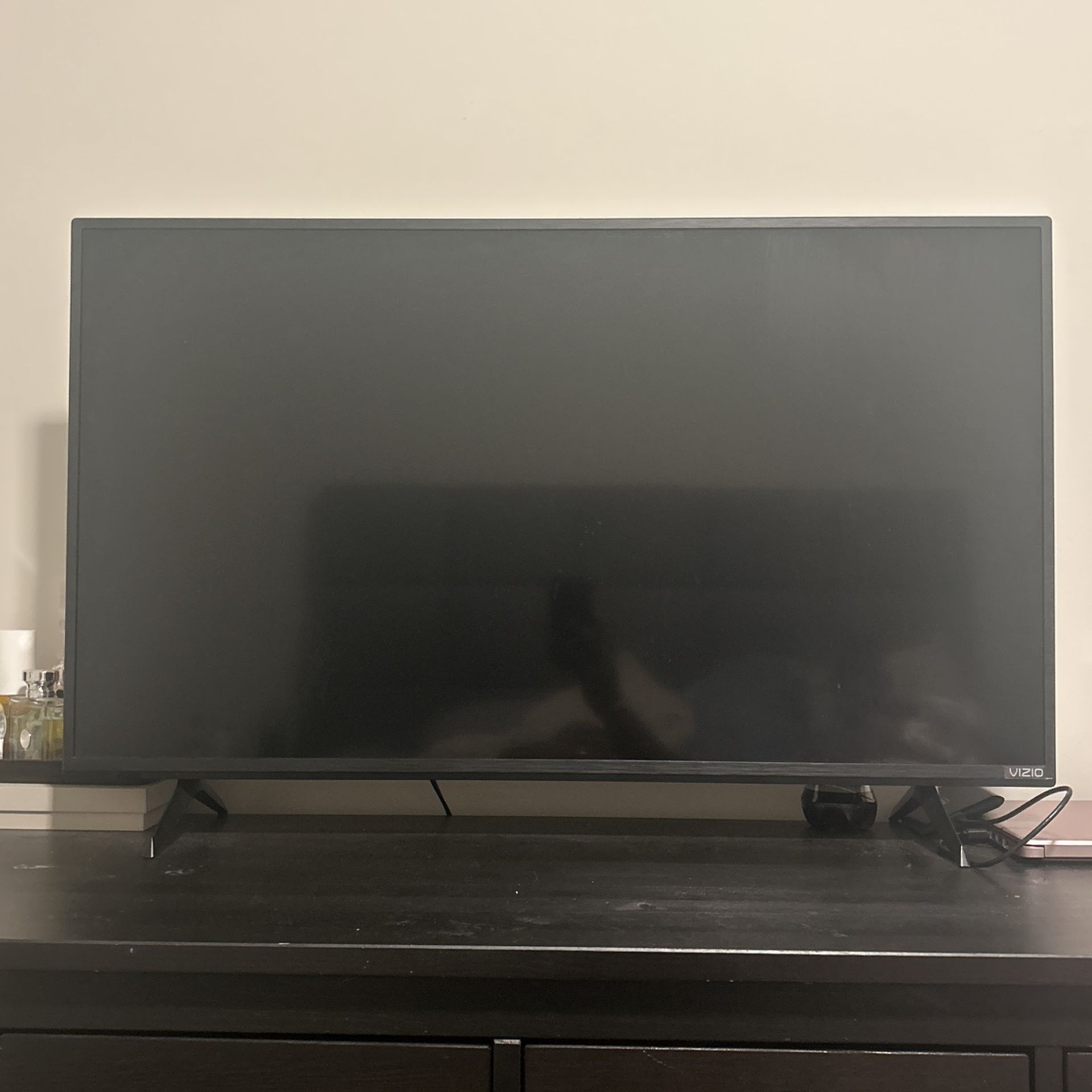 40 Inch Vizio Full HD 1080p Smart Tv