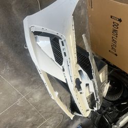 24/25 Hyundai Elantra Front Bumper Oem
