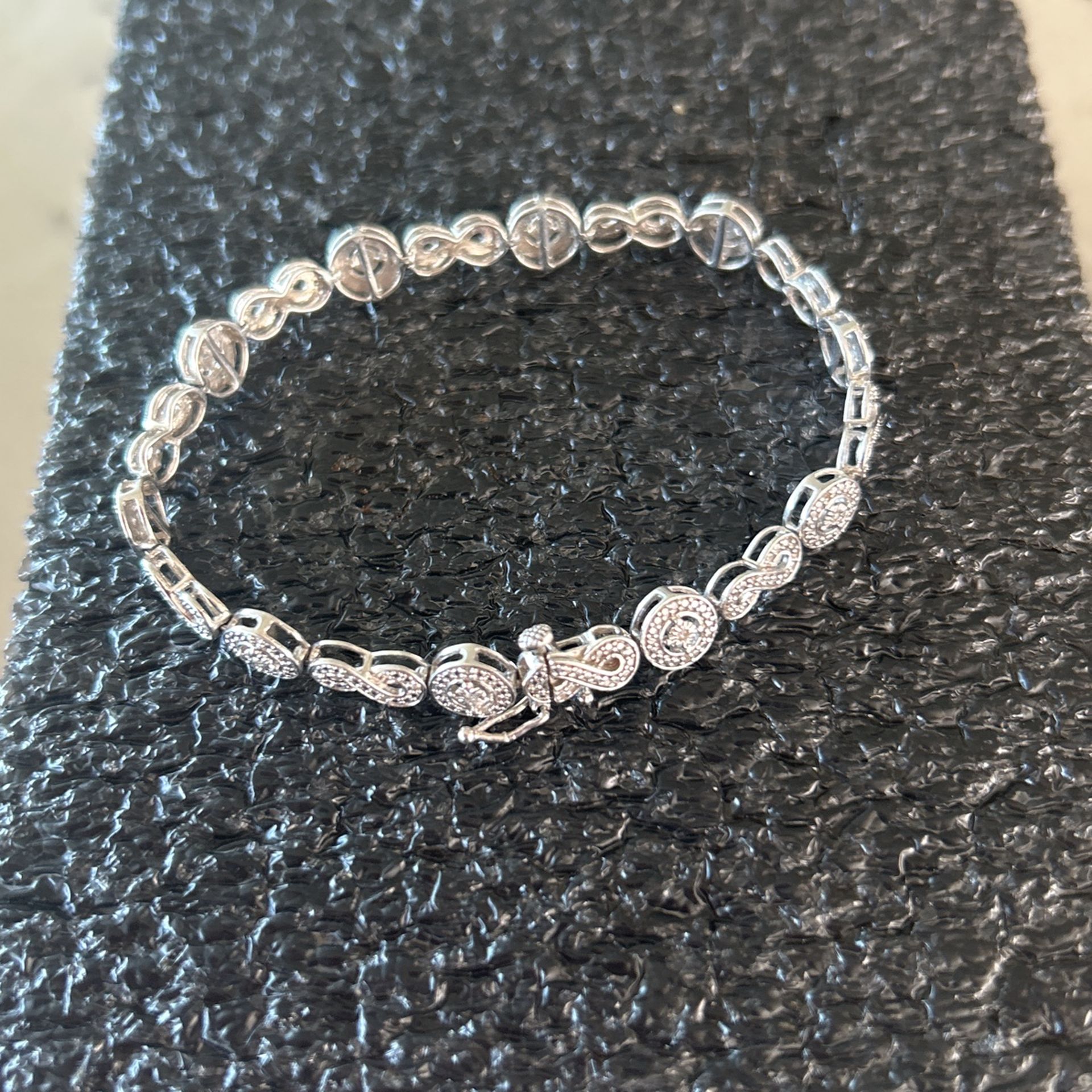 Stunning Sterling Silver Diamond Infinity Bracelet