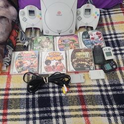 Sega Dreamcast Complete With Games 