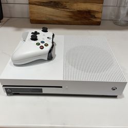 XBOX ONE S