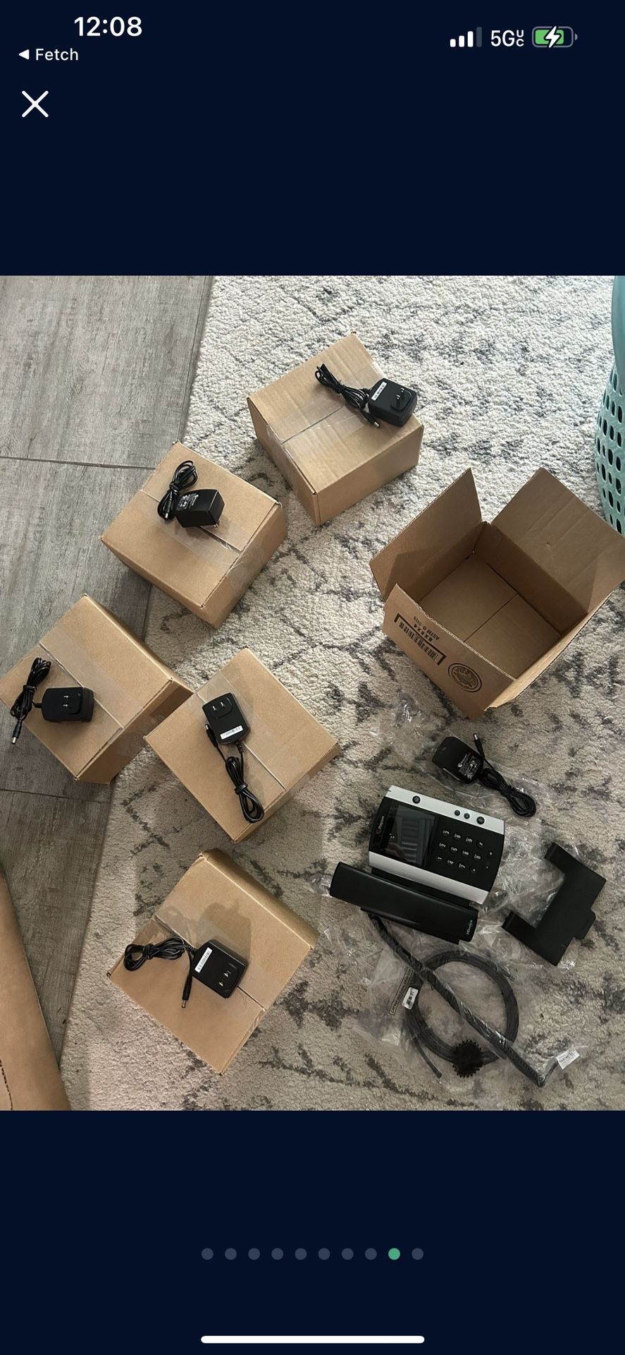 5 BRAND NEW Polycom vvx 600 gigabit ip phones