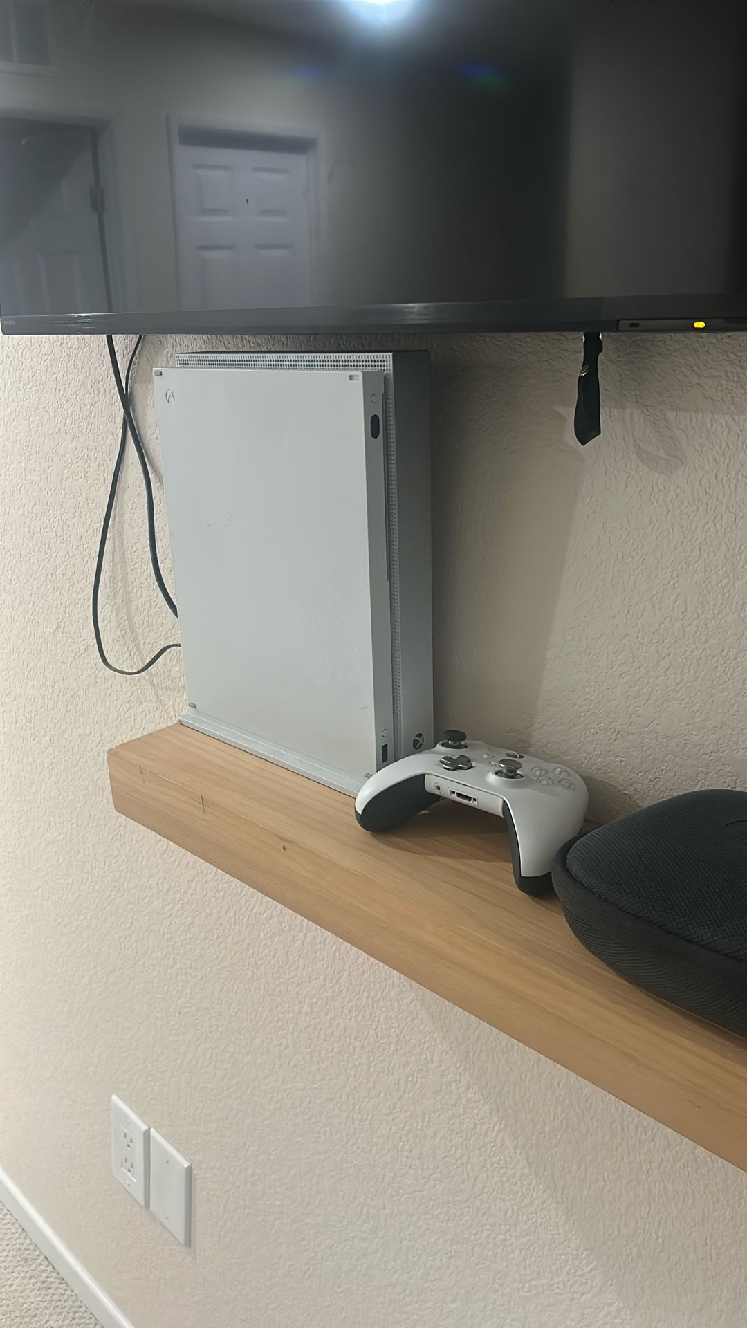 Xbox One x - TACOBELL Edition