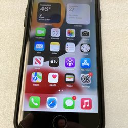 iPhone 8 Plus factory unlock to any carrier  128 GB great condition comes with a screen protector and a case