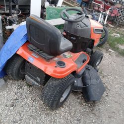 Husqvarna Riding Lawnmower 
