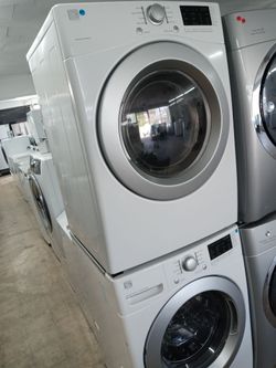 Kenmore stackable front load washer and dryer set - Free delivery