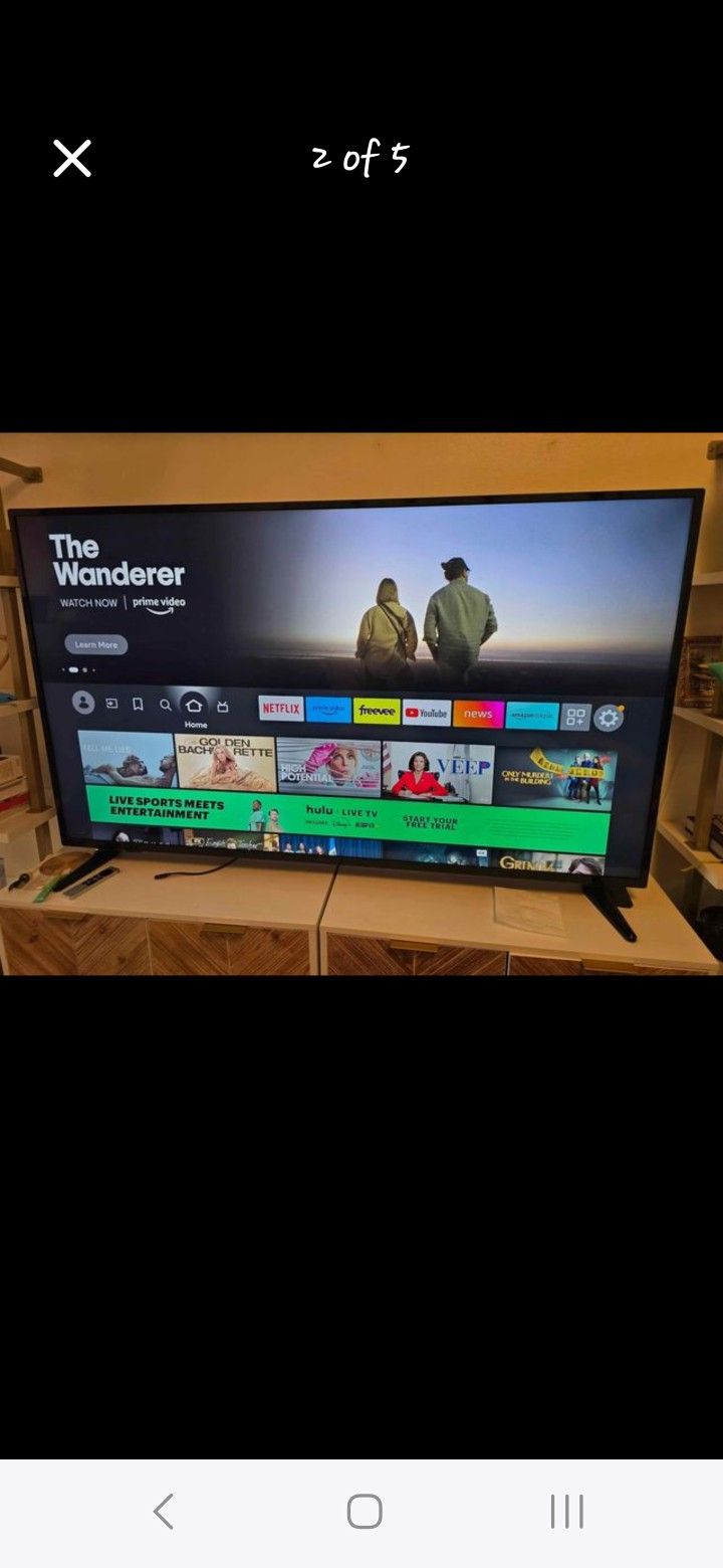 65 inch Vizio 4K Premium Ultra HD HDR 3840x2160p Dolby Vision DLP Surround Sound Smart LED TV