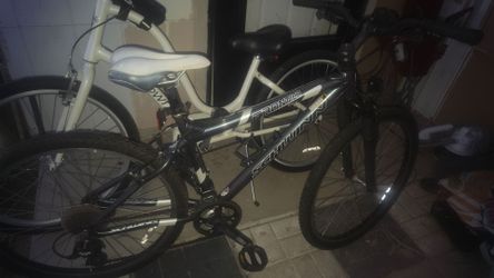 Frontier schwinn mountain bike