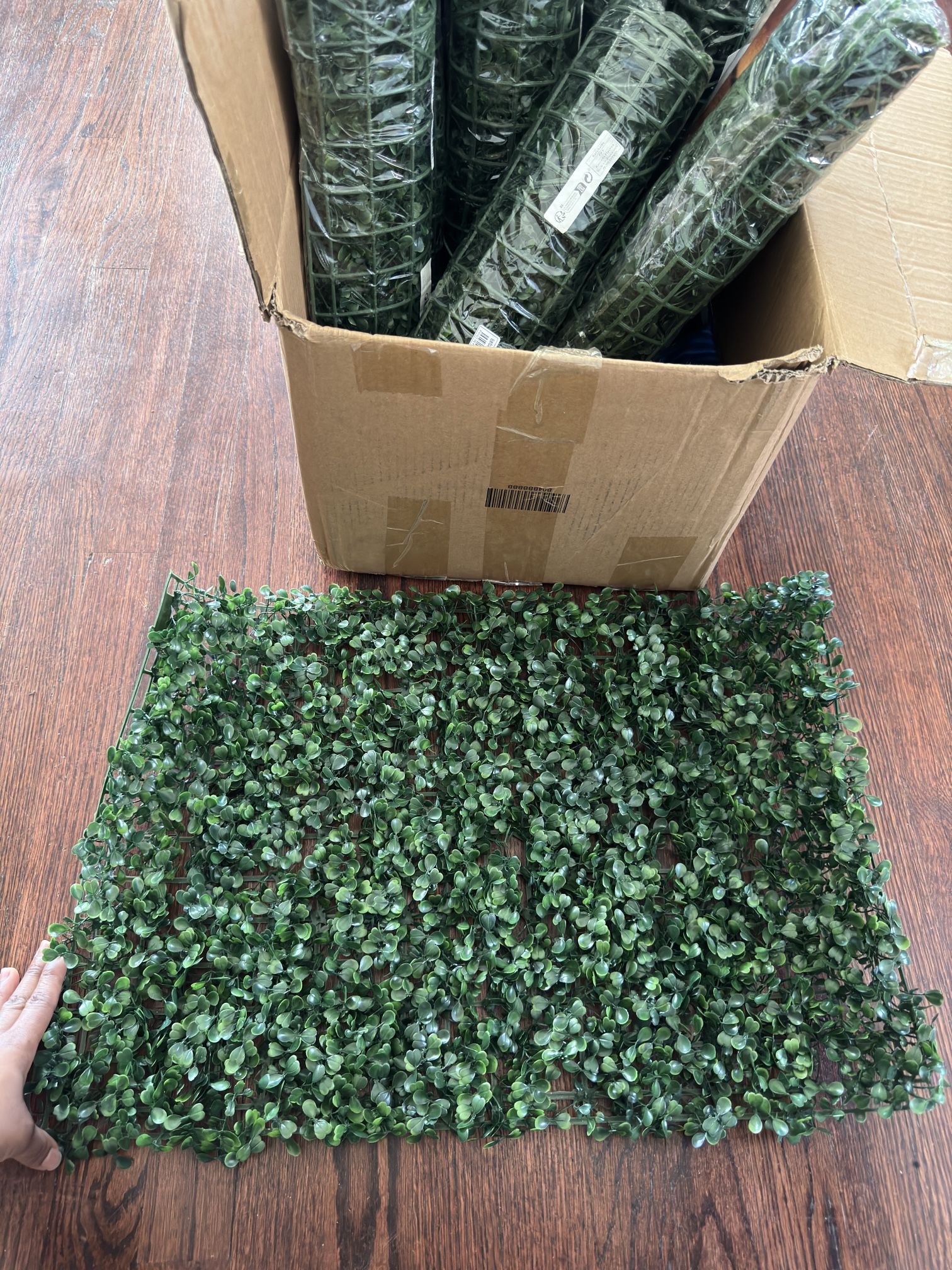 16x24 Grass Wall (10 pieces total) 