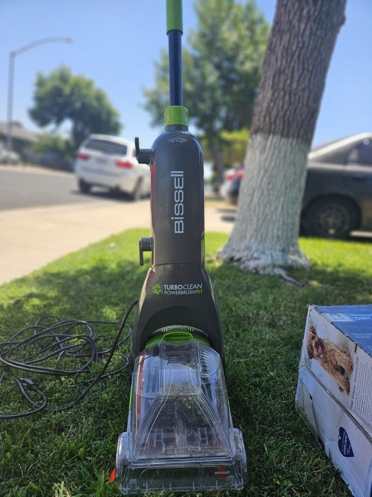Bissell TurboClean PowerBrush Pet Carpet Cleaner