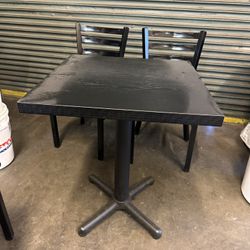 Black Table And 4 Chairs 