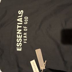 Essentials HOODIE 