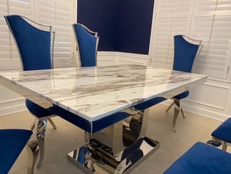 Dining table set