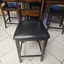 4 Seat Hightop Table