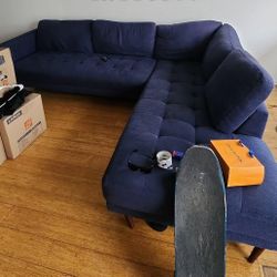Free Couch Hawthorne 