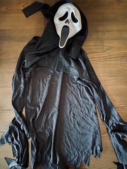 Girl scream costume