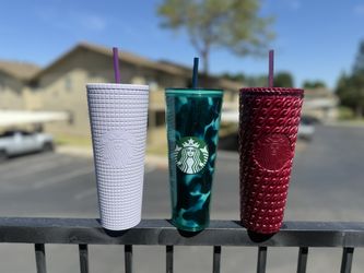 Stanley’s, Hydro Tumbler And Starbucks Cups