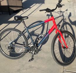 Marin Stinson 7 Hybrid Comfort bike
