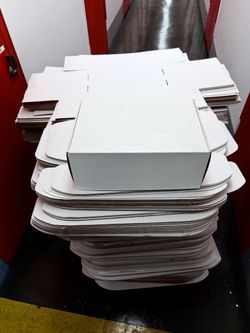 White cardboard boxes brand New!