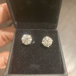 4 Carat Diamond Earrings