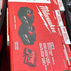 Milwaukee M18 5.0ah And Charger 