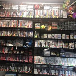 Retro ~ Old school Video Games ! ~ Nintendo ~ Super Nintendo ~ N64 ~ PlayStation ~ Many More !