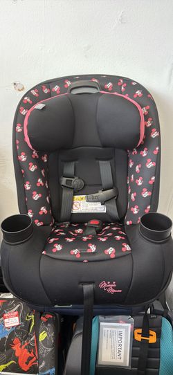 Minnie Mouse Car Seat