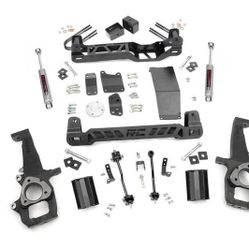New. Rough-Country 6” Suspension Lift Kit 06-08 Dodge-Ram 1500 4x4