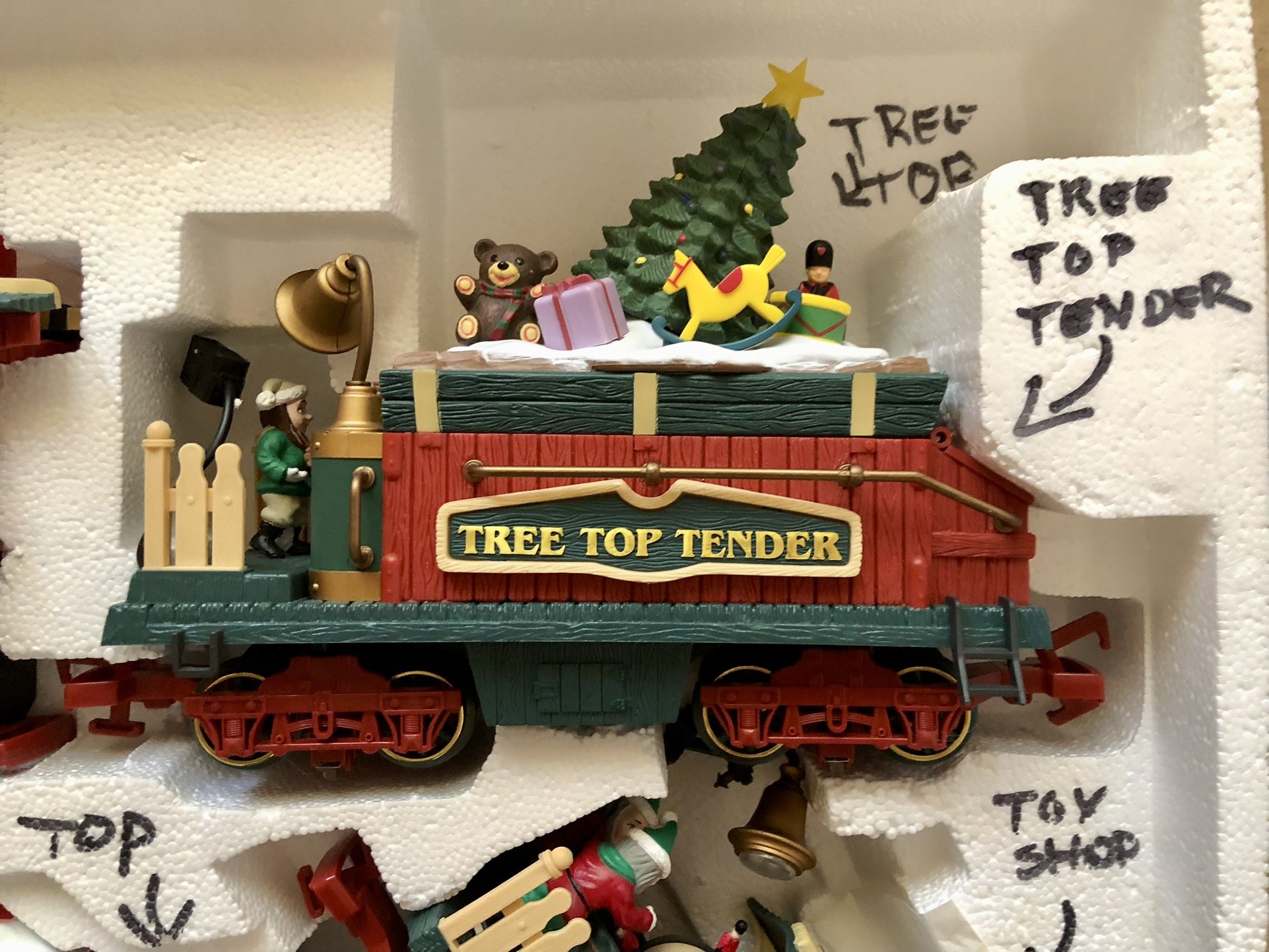 Holiday Express New Bright Animated Train Set #387 Christmas Train