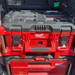 Milwaukee Packout Tool Box. Top One