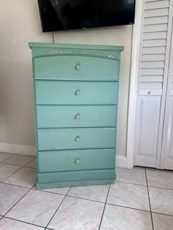 Refinished dresser/ drawers/ tall boy