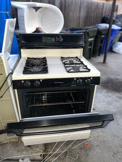 Washer, Dryer And Stove