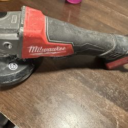 Milwaukee M18v Fuel Grinder 