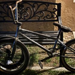 2 20 In nine Shoes, Sprockets One Haro And Also One Red Line 20 Inch Ninetooth Sprocket