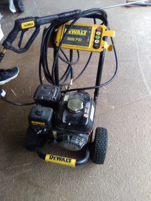 DeWalt 3600 PSI Pressure Washer. Works Perfect
