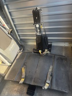 Bruno Joey Electric Mobility Scooter & Wheelchair Vehicle Lift - Works Great 🚗♿