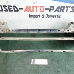 2016 - 2017 - 2018 - 2019 - 2020 - 2021 - 2022 TOYOTA TACOMA FRONT BUMPER COVER OEM AX65233
