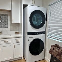 LG Stackable washer & dryer