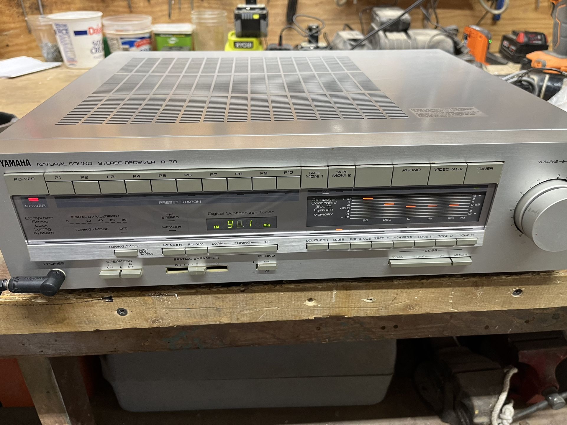 Yamaha Stereo Receiver R-70