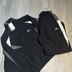 Brand New Balenciaga Tracksuit Size Large 