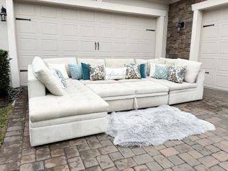 Beautiful & Large Sectional Trundle Sofa 