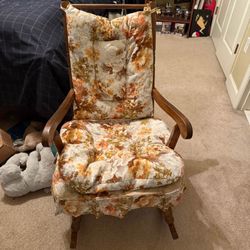 Vintage rocking chair 