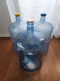3x 5 gallon water bottles and electronic dispenser