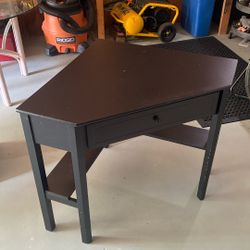 Corner Student Desk 