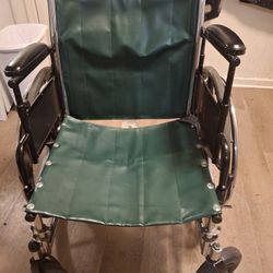 Invacare Tracer SX5 Manual Foldable Wheelchair 