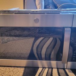 GE Over The Range Microwave 