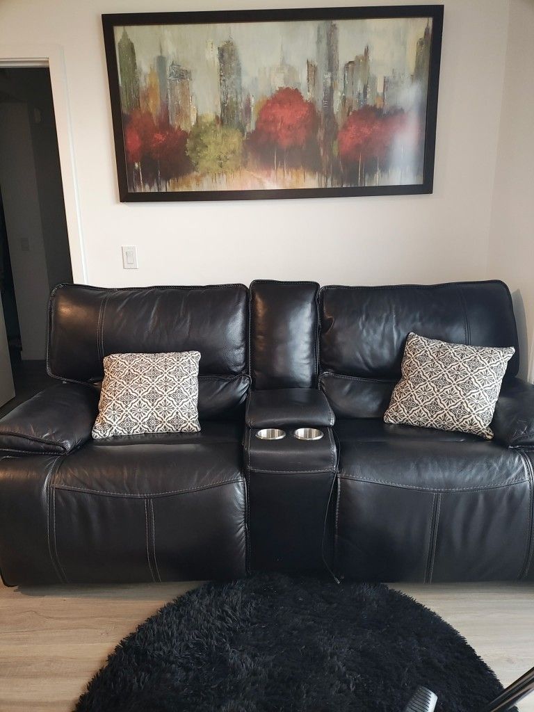 Electric Recliner Couch With Charging Ports