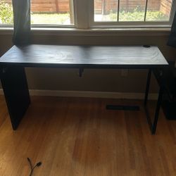 IKEA MICKE desk