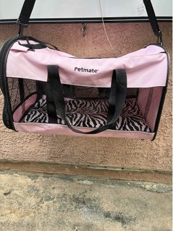 Pet carrier bag