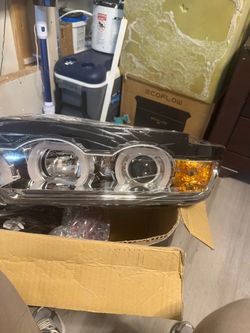LHP-E3895-TM, para BMW Serie 7 E38 1995–2001.
